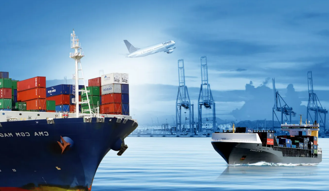 第一次寄國(guó)際快遞,到底選擇海運(yùn)還是空運(yùn)?這兩者有什么區(qū)別?